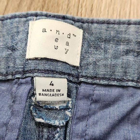 ☔️💜A New Day Chambray Shorts Size 4 - Picture 11 of 12